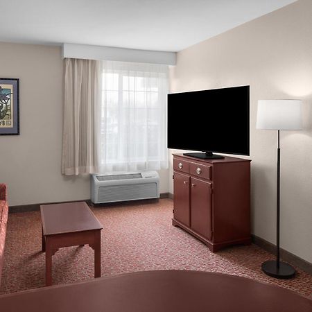 Larkspur Landing Extended Stay Suites Bellevue Exterior photo