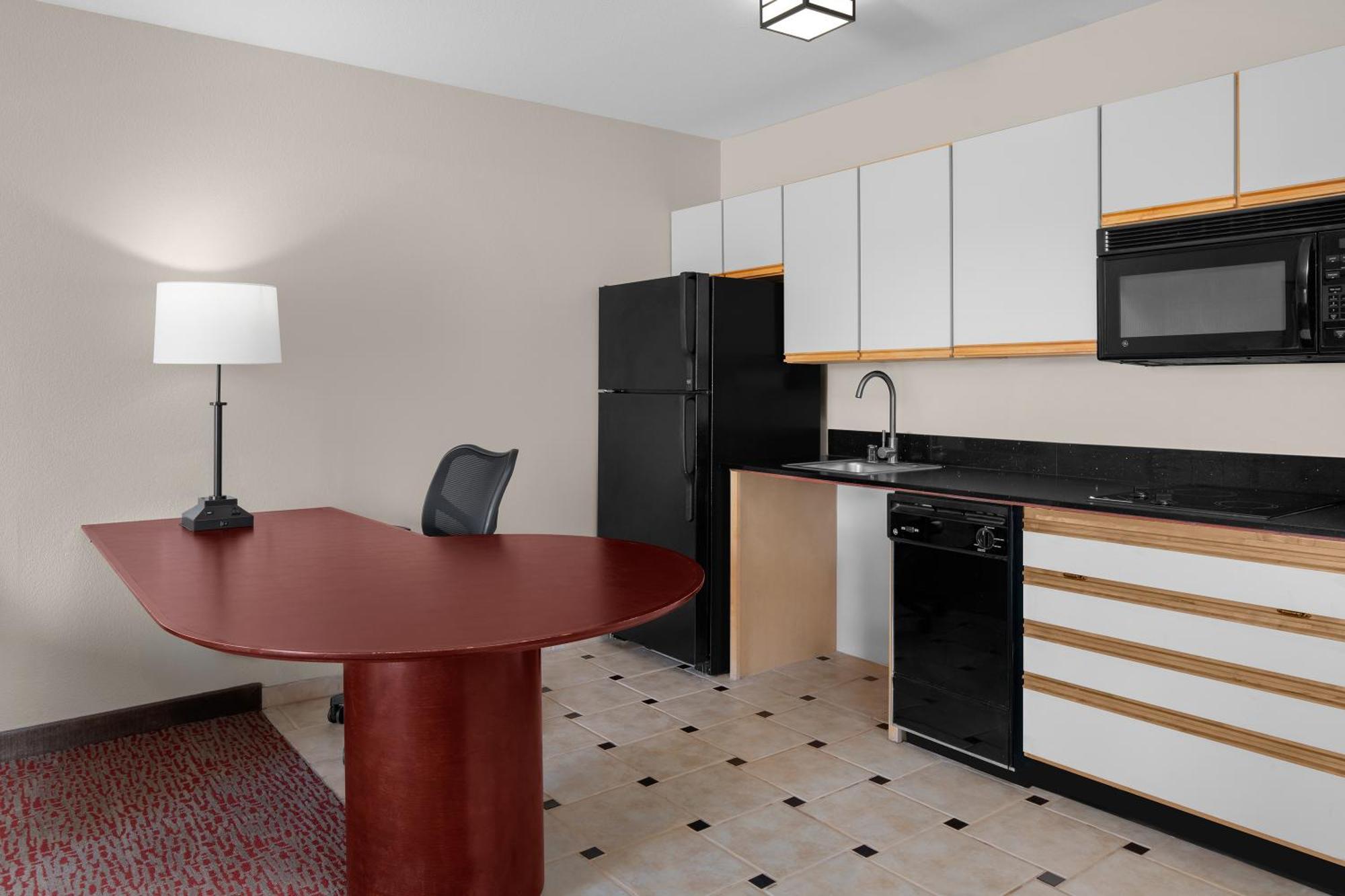 Larkspur Landing Extended Stay Suites Bellevue Exterior photo
